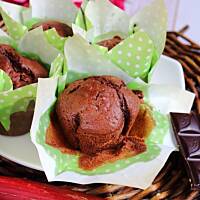 Babeczki czekoladowe z rabarbarem