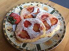 Fot. asikyoasik, Placuszki jogurtowe z owocami