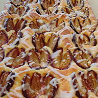 Drożdżowe mocno śliwkowe 