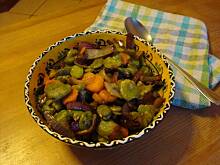 Fot. Wróbelek, sałatka z bobem i marchewką