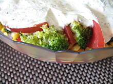 Fot. peggy83, Sałatka warstwowa z brokułem