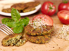 Fot. Wkn, Kotlety ziemniaczane ze szpinakiem