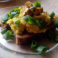 Kalafiorowa pasta do kanapek