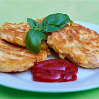 Placuszki serowo szynkowe