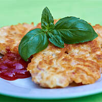 Placuszki serowo szynkowe