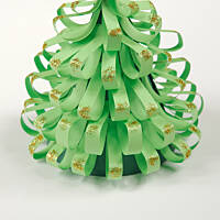 Choinka z papierowych paseczków