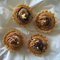 Kruche babeczki z kremem