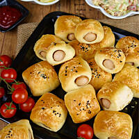 Paszteciki z parówką