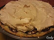 Fot. Dżanina Fonda, Tarta ze śliwkami, budyniem i bezą