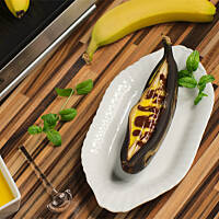 Banany z grilla z czekoladą i adwokatem