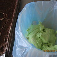 Ciasto  " łaciate "  z agrestem