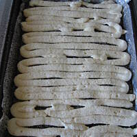 Ciasto  " łaciate "  z agrestem