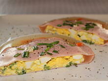 Fot. Kobi1704, Szynka z musem jajecznym i remuladą