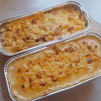 Zapiekany makaron w sosie śmietanowo serowym