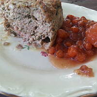 Jarzębina do mięs pieczonych... ale nie tylko