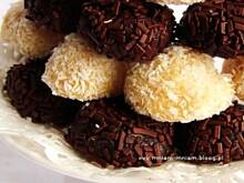 Fot. izaa_a, brigadeiro i docinho de coco…
