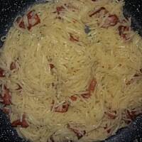 Bieda makaron z jajkiem i boczkiem