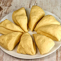 Drożdżowe serca cynamonowe