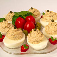 Jajka pod tuńczykiem z patelni