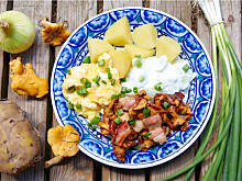 Fot. Wkn, Wiejski obiad kurkowy