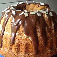 Babka drozdzowa z nadzieniem makowym