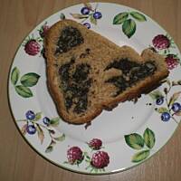 Babka drozdzowa z nadzieniem makowym