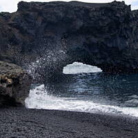 mała plaża przy Salinas de Fuencaliente