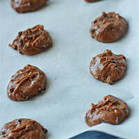 Ciasteczka czekoladowe z czekoladą