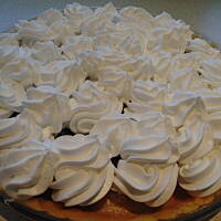 Tarta owocowa z bezikami 