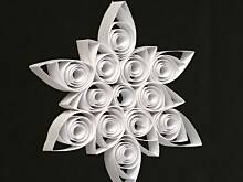 Fot. Wkn, Śnieżynka wykonana techniką quillingu