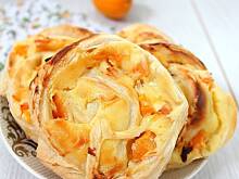 Fot. Mloda, Szybkie ślimaczki z serem i morelami