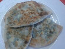 Fot. ja-żaba, Placki pszenne ze szpinakiem i fetą (Gözleme)