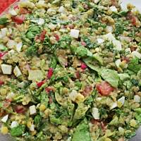 Salatka energetyczna  z soczewicą i jajkiem