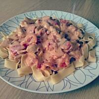 Makaron wstążki z kurczakiem, pomidorami i sosem z serka mascarpone! Mój hit!