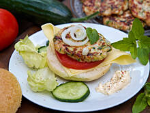 Fot. Wkn, Cheesburgery drobiowe