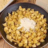 Szarlotka kruszonkowa