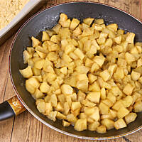 Szarlotka kruszonkowa