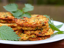 Fot. Wkn, Placki ziemniaczane z pokrzywą