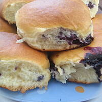 Jagodzianki mocnomleczno-maślane.