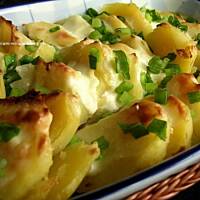 ziemniaki zapiekane w śmietanie... 