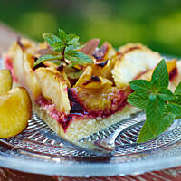 Tarta śliwkowo-jabłkowa z galaretką na sucho