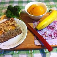 Serowe ciasto pełnoziarniste z owocami