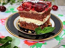 Fot. Mloda, Ciasto czekoladowo - kokosowe z czereśniami