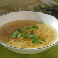 Rosół imbirowo-czosnkowy 