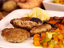 Fot. Wkn, Kotlety mielone ze śmietaną, soczyste