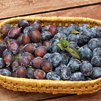 Jak zrobić gęste i aromatyczne powidła śliwkowe