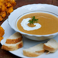 Krem z kurek z tymiankiem