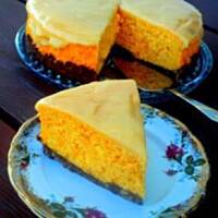 Sernik dyniowy z polewą krówkową