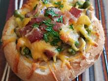 Fot. ekkore, Bułki faszerowane pieczarkami i serem