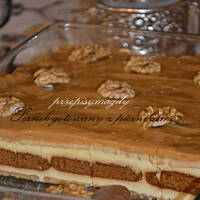 Sernik gotowany z katarzynkami